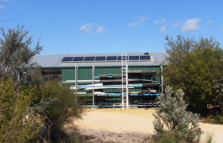 solar and wind hybrid system