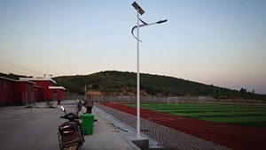 The solar street light makes life better