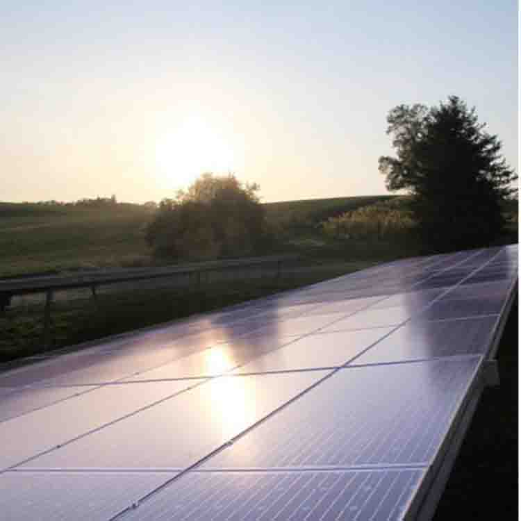 Solar power generation system for restaurant power supply