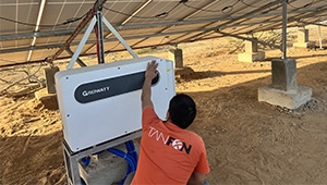Photovoltaic cables suitable for solar panels